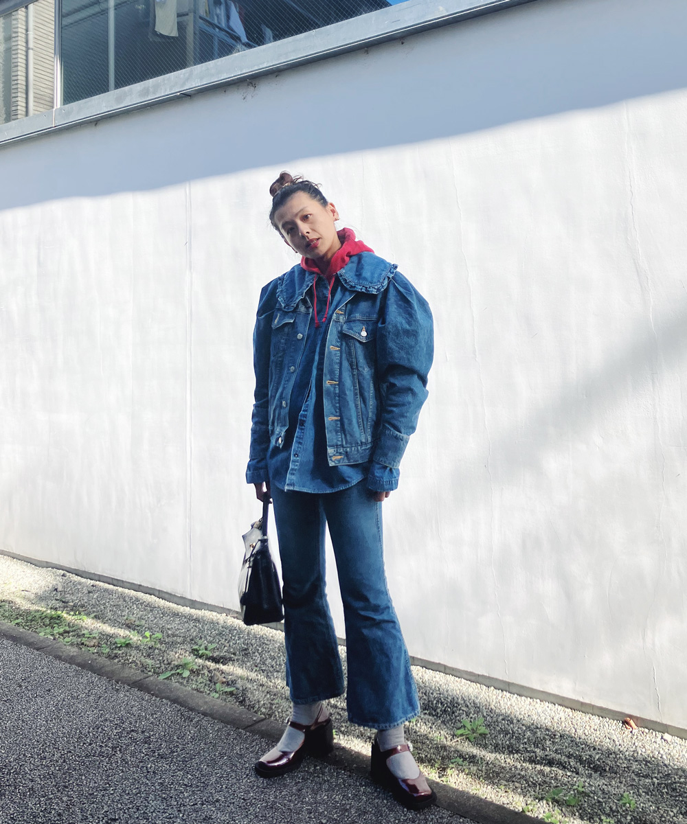 HIGH WAIST BELL-BOTTOM DENIM PANTS｜HOLIDAY（ホリデイ）OFFICIAL