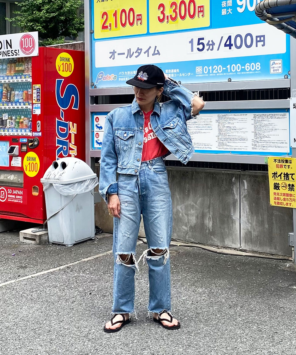 DAMAGE DENIM SHOULDER JACKET｜HOLIDAY（ホリデイ）OFFICIAL ONLINE ...