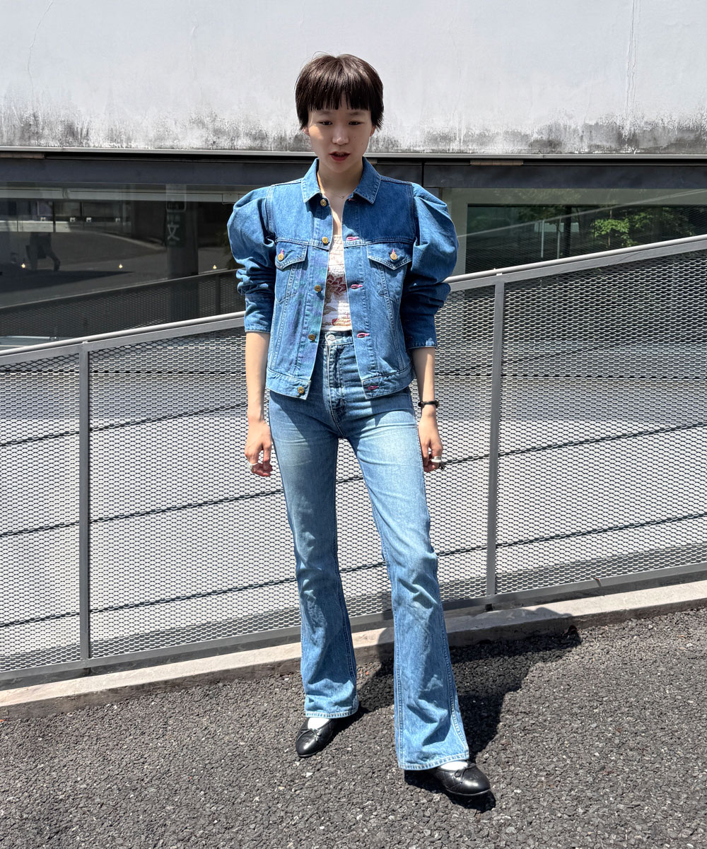 HIGH WAIST SKINNY FLARE DENIM PANTS｜HOLIDAY（ホリデイ）OFFICIAL