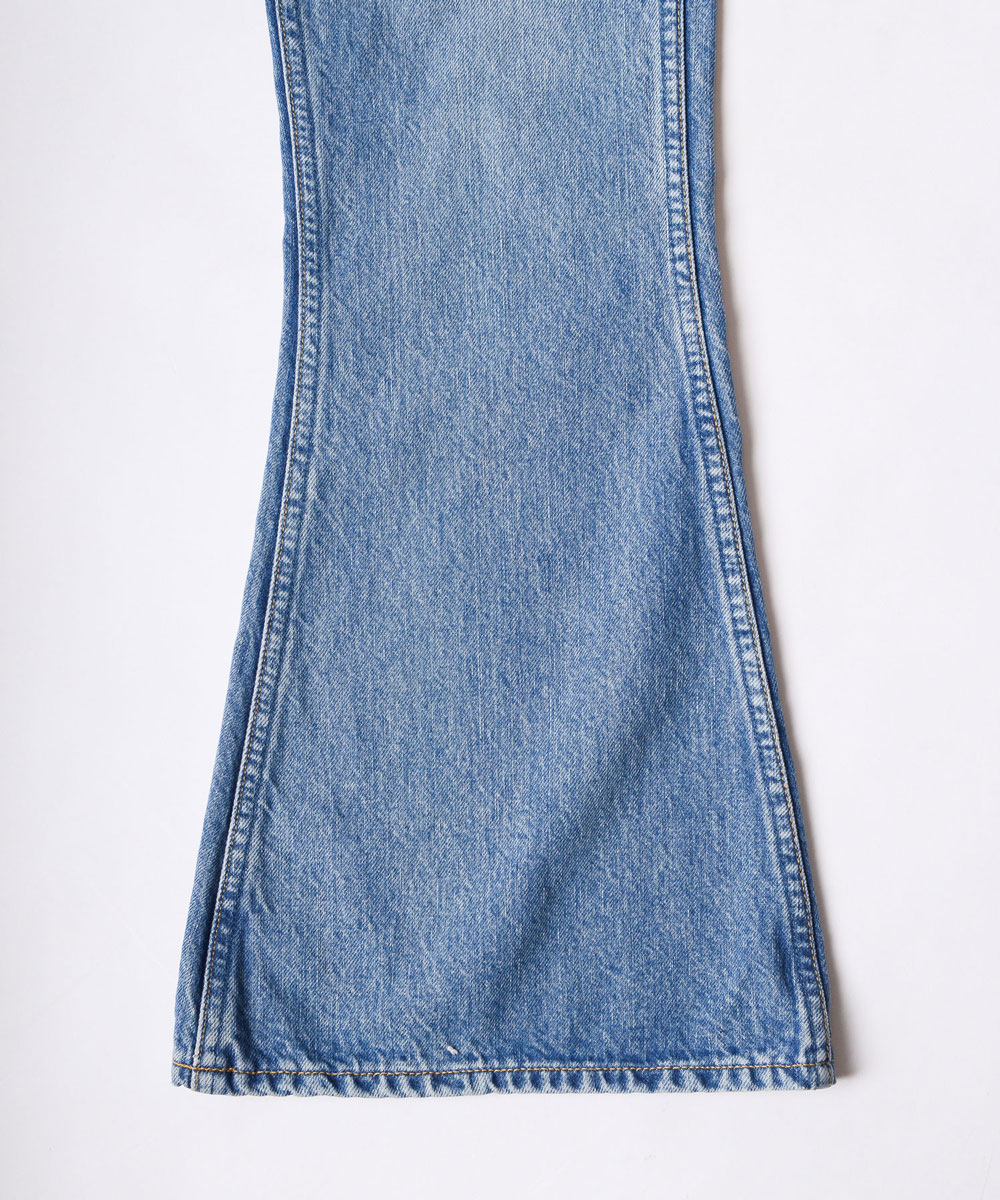 HIGH WAIST BELL-BOTTOM DENIM PANTS（LIGHT INDIGO）｜HOLIDAY 