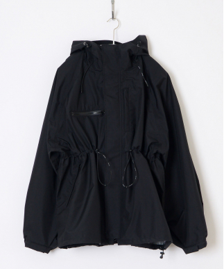 HOLIDAY WIND JACKET BLACK