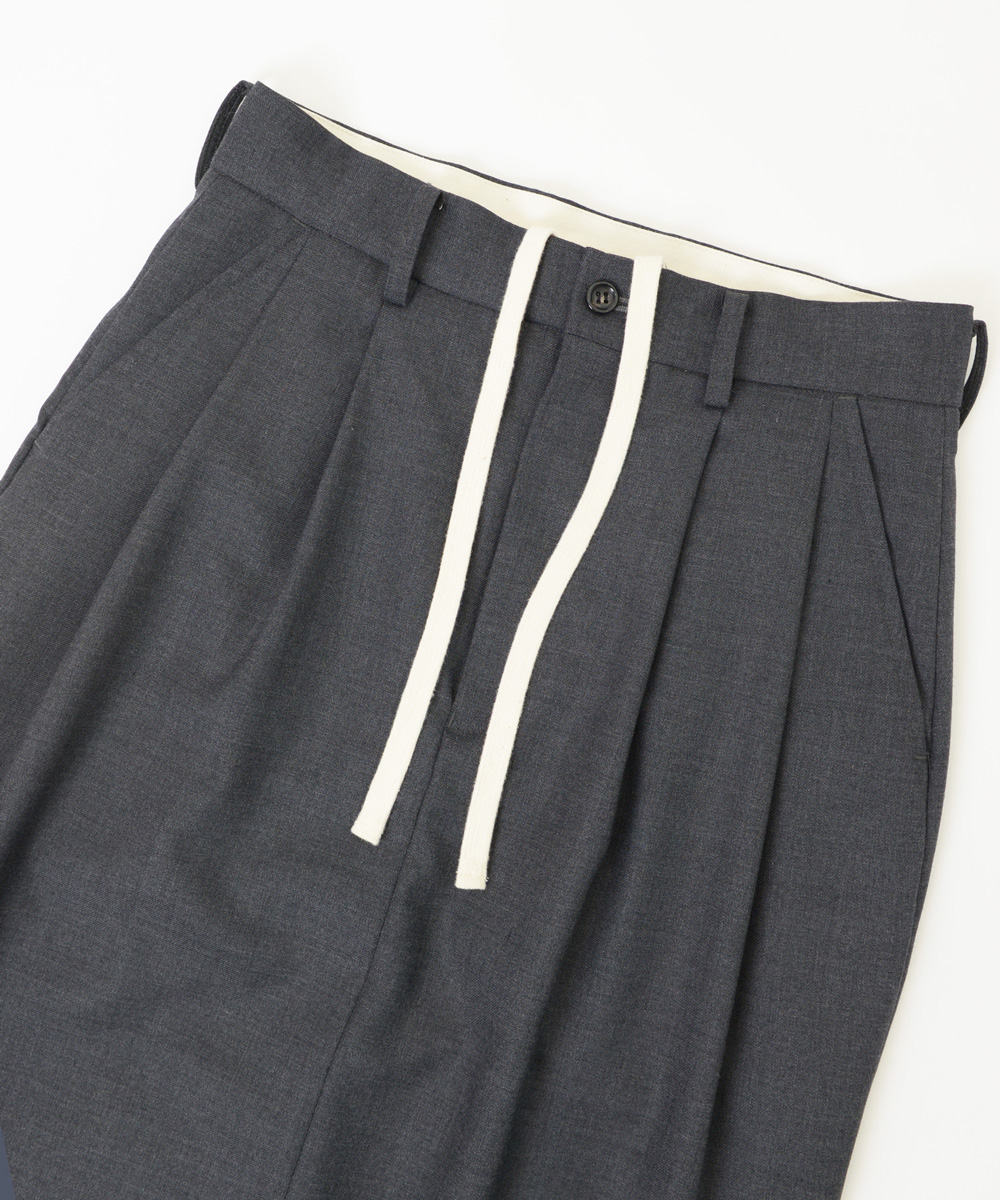 WOOL DRAWSTRINGS 2TUCK SKIRT｜HOLIDAY（ホリデイ）OFFICIAL ONLINE