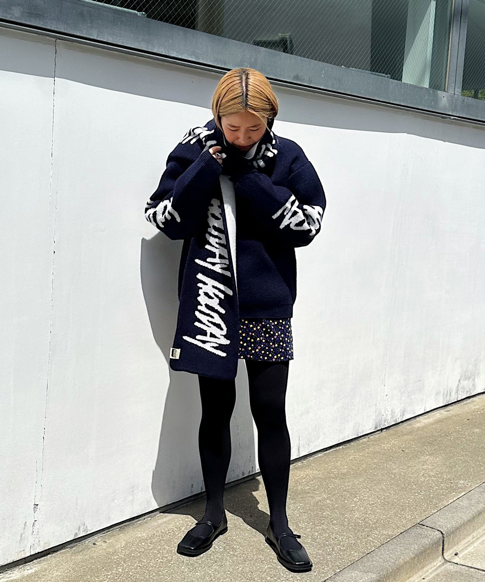 JACQUARD KNIT LONG MUFFLER（HOLIDAY）｜HOLIDAY（ホリデイ）OFFICIAL