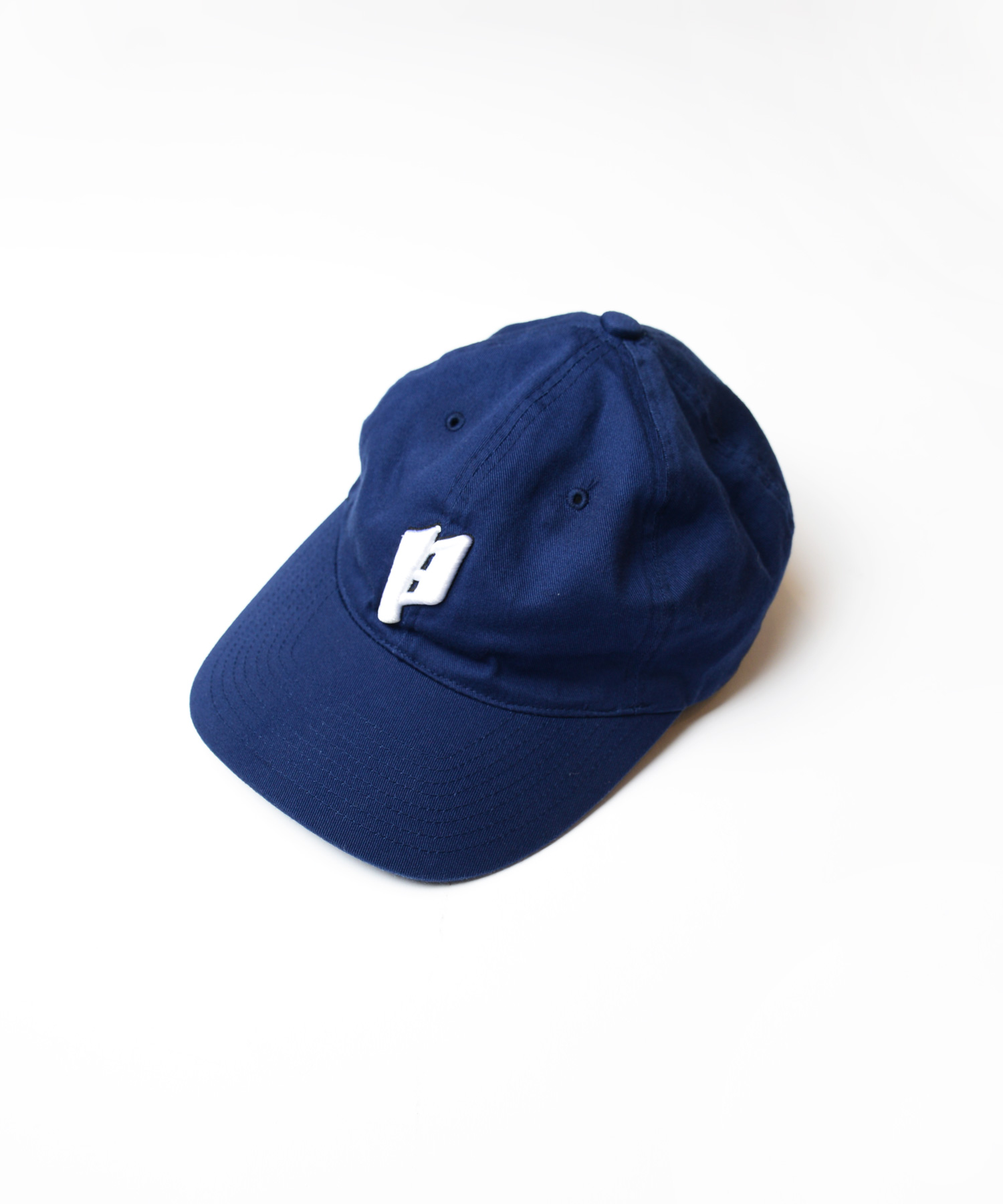 HOLIDAY×Peate CAP｜HOLIDAY（ホリデイ）OFFICIAL ONLINE STORE